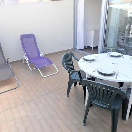 2 Pieces Avec Grande Terrasse Et Parking - Proche Mer, Calme, 4 Couchages - Fr-1-326-653 Lägenhet *